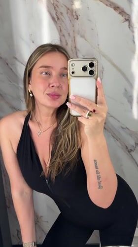 Woman takes bathroom selfies in Podolsk, Russia