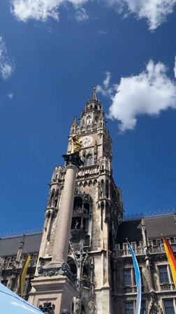Festival atmosphere fills Munich's Marienplatz with performers and crowds