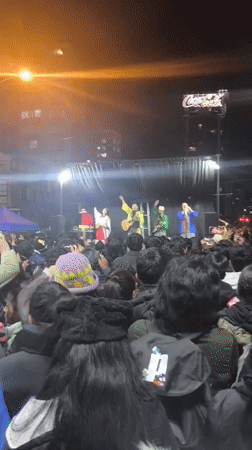 Live concert and cultural exhibition light up La Paz night
