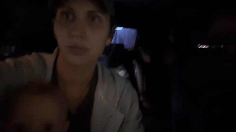 Driver takes selfies in car with child passenger, Fethiye