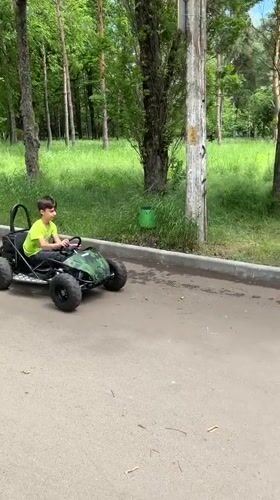 Morning park activities captured across Krasnodar recreational areas