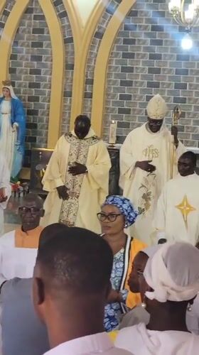 Catholic bishop leads ceremonies in Narayi, Nigeria churches