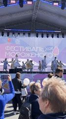 Ice cream festival draws crowds in Saint Petersburg