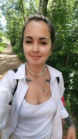 Sunny morning in Noviy: flowers, a park, and a sports facility