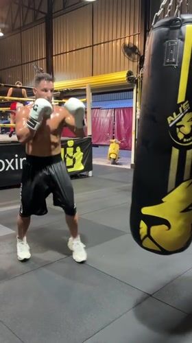 Afternoon training session at a Chalong boxing gym