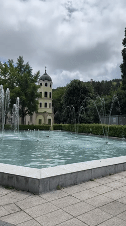 Tourist documents fountains and monuments in Vratsa public square
