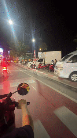 Evening street life captured in Pattaya, Thailand