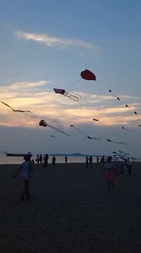 Sunset captured on Pattaya beach, Thailand