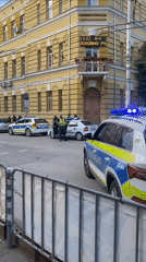 Police presence draws crowds on Pleven street