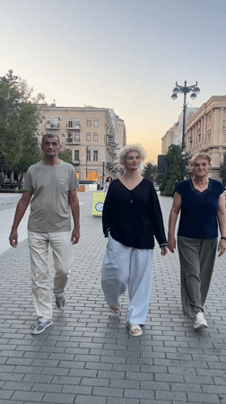 An afternoon in Sabail: streets, selfies, and café tables