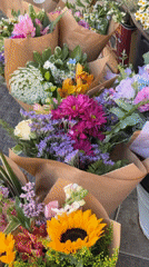 Morning shopping tour through Tel Aviv's flower shops and art stores