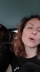 Family sings and dances to music in car in Yekaterinburg
