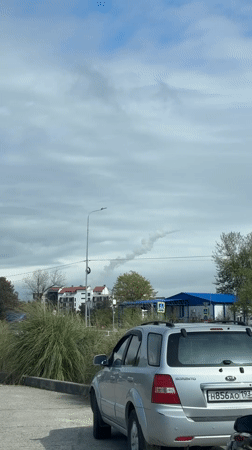 Street scenes captured in Sirius, Russia amid air raid siren