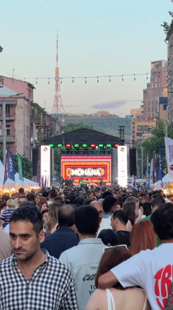 Street festival with food vendors and live music draws crowds in Yerevan