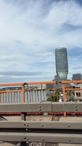 Bridge crossing captured on video in Belgrade
