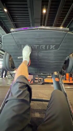 Morning workout captured at Krasnoyarsk gym