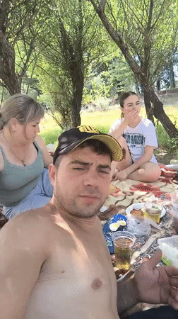 Casual picnic under the trees in Costești, Moldova