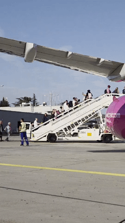 Wizz Air A321neo at Varna Airport, boarding in progress