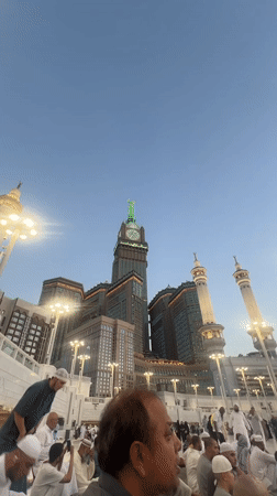 Around the Grand Mosque in Mecca, day into night