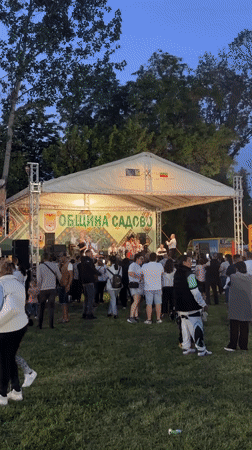 Municipal festival draws crowds for music and dancing in Sadovo