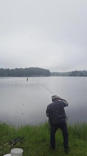 Early morning fishing expedition documented at Putino lake