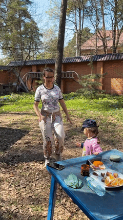 Family gathering features dancing, selfies in Tomilino yard Sunday morning