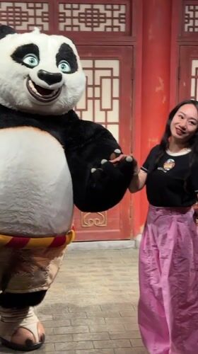 Tourists enjoy Kung Fu Panda attraction in Tongzhou District