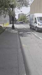 Sunny afternoon street scenes documented across Montreal