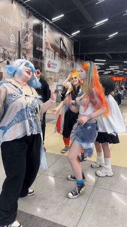 Anime convention energy spills into Moscow streets on a summer morning