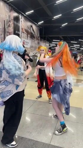 Anime convention energy spills into Moscow streets on a summer morning