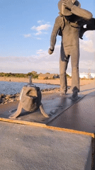 Evening stroll captures statues and details on Klaipėda waterfront