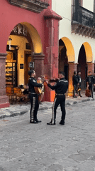Mariachi band performs late-night street concert in San Miguel
