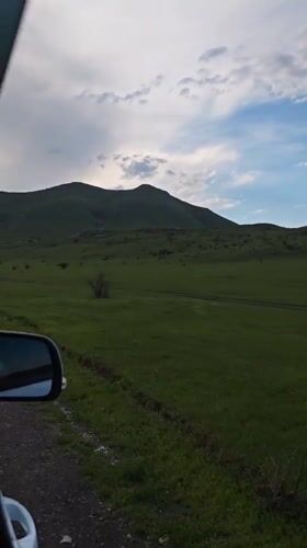 Traveler documents rural Russian countryside near Etoka