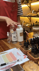 Perfume maker crafts custom scents at Da Nang workshop