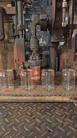 Glass jar processing facility operates in Pleven, Bulgaria