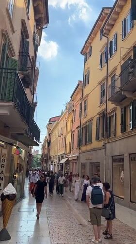 Afternoon wander through Verona's historic streets and landmarks