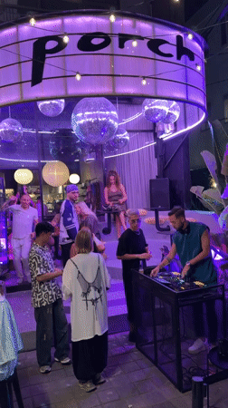 Live entertainment venues active in North Kuta daytime hours