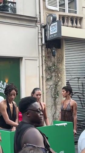 Paris streets packed for Fête de la Musique 2026
