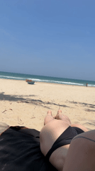 Early morning beach life documented in Đà Nẵng
