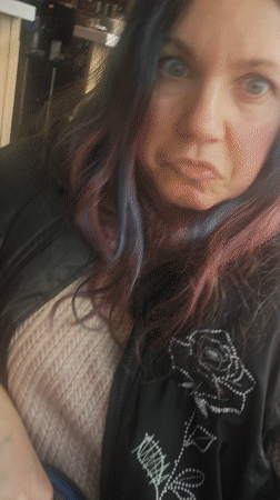 Person with cat-shaped bag spotted in Moscow