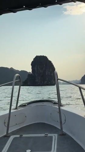 Boat journey documented through Ha Long Bay waters