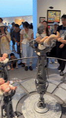 Contemporary art exhibition draws crowds in Chongqing High-tech Zone