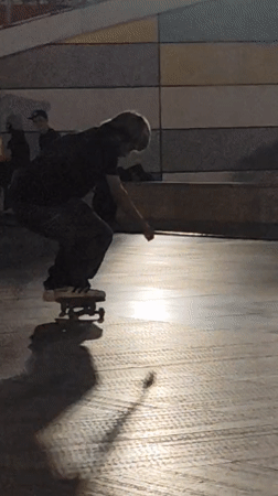 Night skating around Da Lat's Xuan Huong Lake