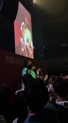 Musical performance draws crowd at Seoul's PINK AVENUE venue