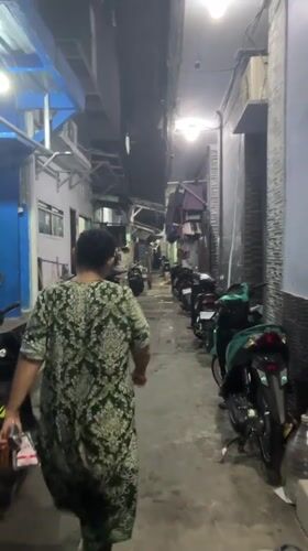 Evening in a North Jakarta bedroom and the streets outside