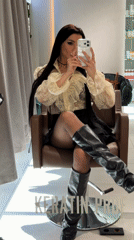 Woman takes salon selfies during Moscow beauty appointment