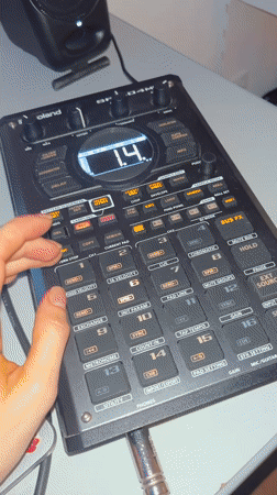Music production and digital activity documented in Buenos Aires