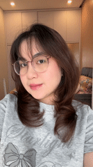 Woman in Starlight shirt filmed indoors in Bekasi