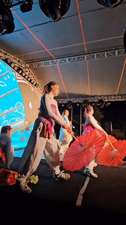Outdoor stage show in Nha Trang cycles through multiple dance performances