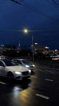 Nighttime street scenes and cat encounter documented in Yerevan